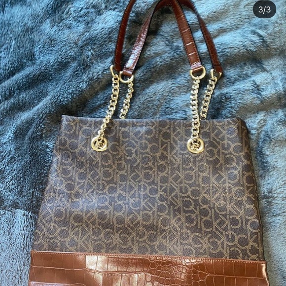 Calvin Klein Purse - Picture 3 of 3